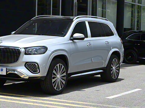 2025�� GLS 480 4MATIC