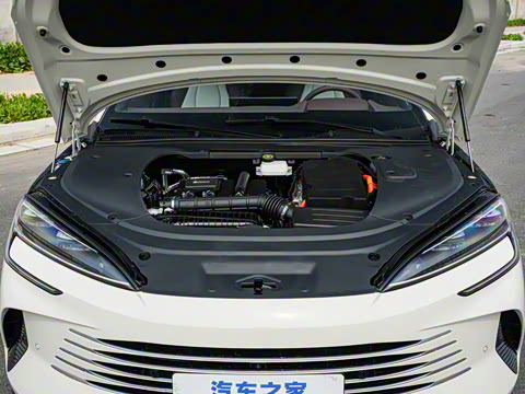 2025�� �Ǽݰ� DM-i 1.5L 125km �����