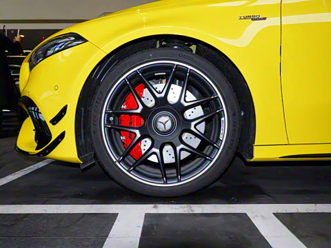 2024�� �Ŀ� AMG A 45 S 4MATIC+