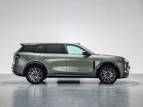 2025�� 215�����콢PLUS