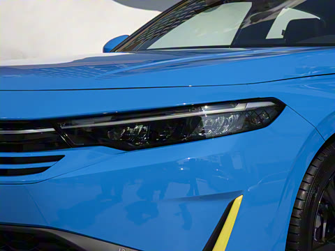 2025�� 2.0L e:HEV �񡤿Ƽ���