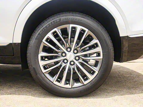 2025�� 2.0T �󶼻���