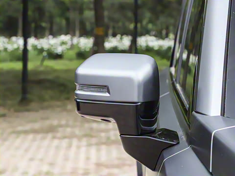 2025�� 2.0T 4WD Ultra