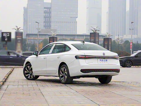 2025�� Pro 380TSI �ǿ���ҫ��