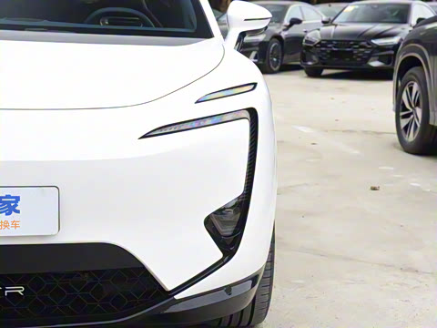 2025�� Ultra ���������