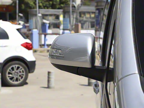 2025�� 1.8L �ֶ������ 5��