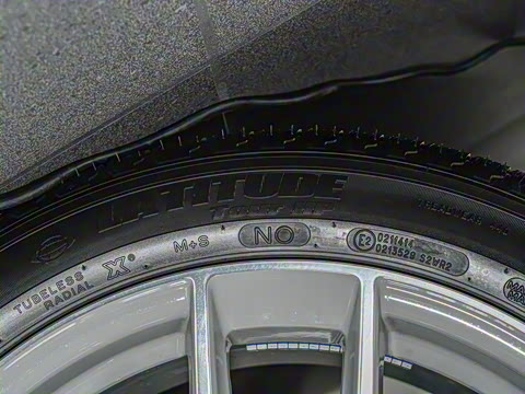 2025�� Macan 2.0T ���ΰ�