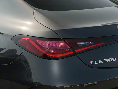 2025�� CLE 300 4MATIC �����ͽ��ܳ�