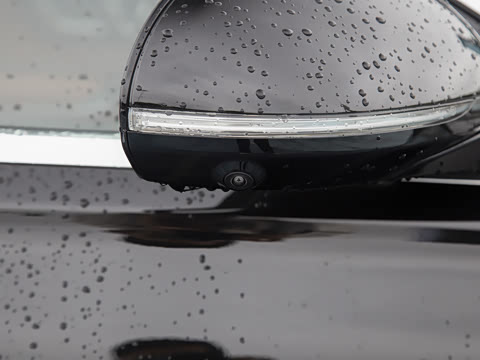 2025�� S 400 L ������