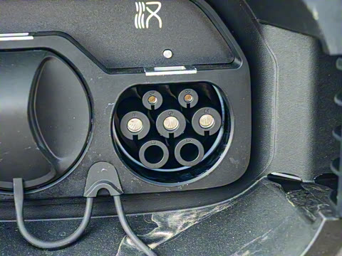 2025�� EV �Ǽݰ� 605KM������