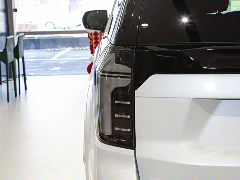 2025�� 2.7T �����