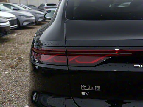 2025�� EV �Ǽݰ� 701KM�����״�������