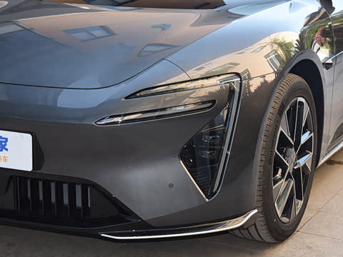 2025�� Pro�����