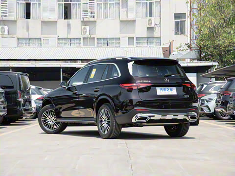 2025�� �Ŀ� GLC 300 L 4MATIC ������ 5��