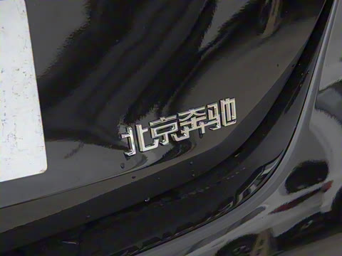 2025�� �Ŀ� C 260 L �˶���