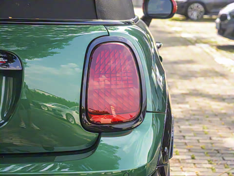 2025�� JOHN COOPER WORKS CABRIO