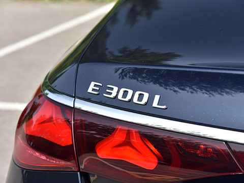 2024�� E 300 L ����˶���