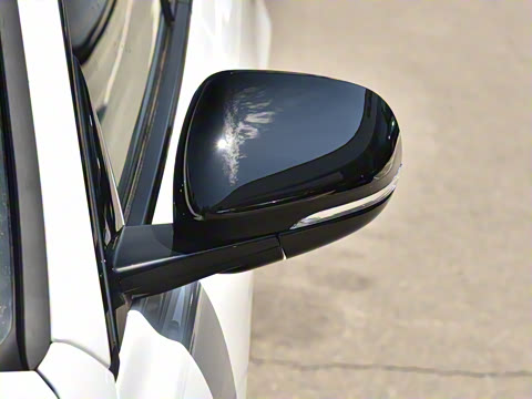 2025�� 2.0T 250PS R-DYNAMIC 90�����ذ�