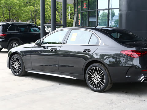 2024�� �Ŀ� C 200 L �˶���