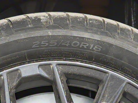 2025�� 330i M�˶���ҹ��װ