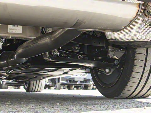 2025�� 530Li ������ M�˶���װ