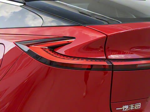 2025�� 630 MAX���а�