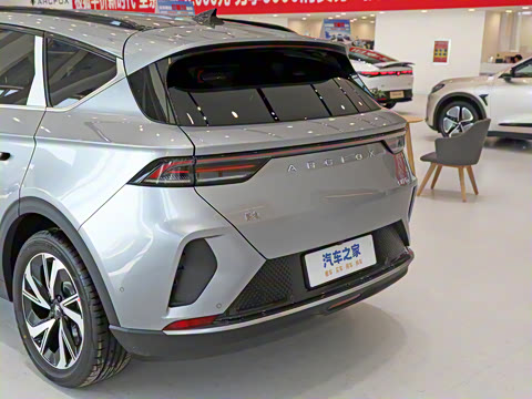 2025�� 688MAX 160kW