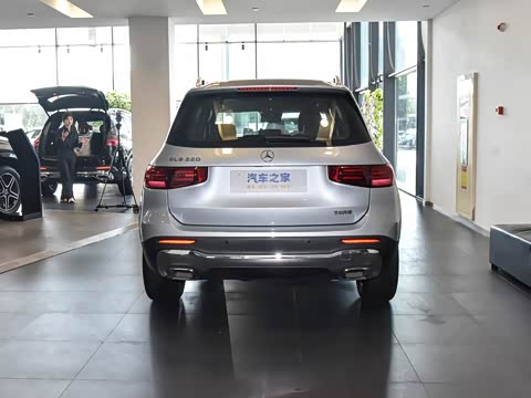 2025�� GLB 220 ������