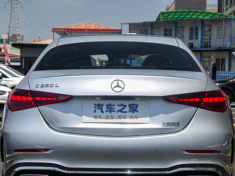 2024�� �Ŀ��� C 260 L �˶���