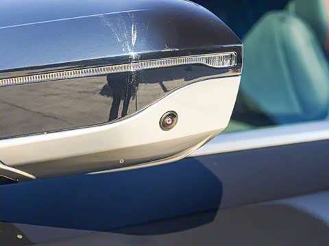 2025�� 530Li ������ M�˶���װ