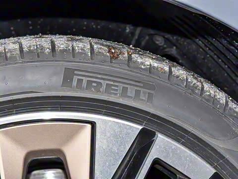 2025�� 530Li ������ ������װ