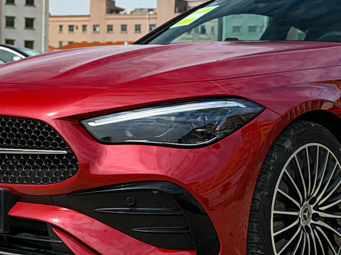 2025�� CLE 260 ���ܳ�