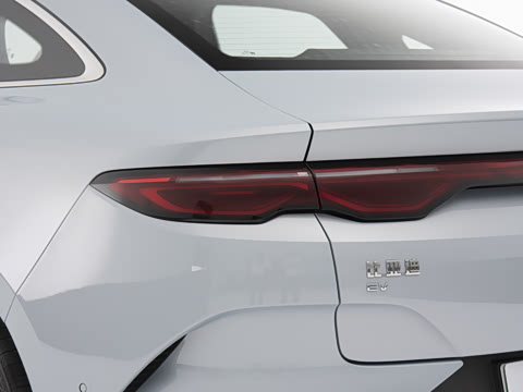 2025�� EV 545KM׿Խ��