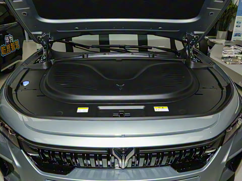 2025�� 318 259km ����̽����