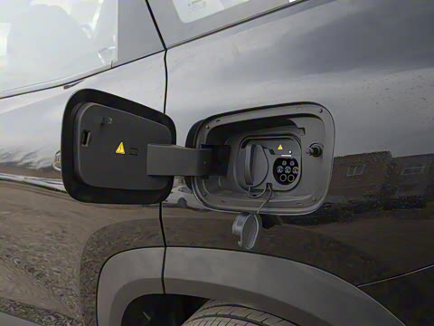 2025�� EM-i 115km ̽����