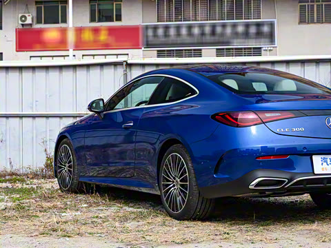 2025�� CLE 300 4MATIC �����ͽ��ܳ�