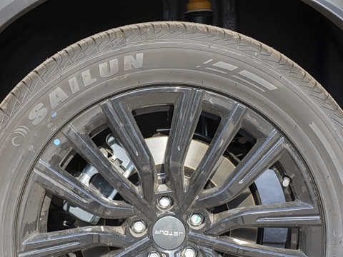 2025�� 1.5T ������ 7��