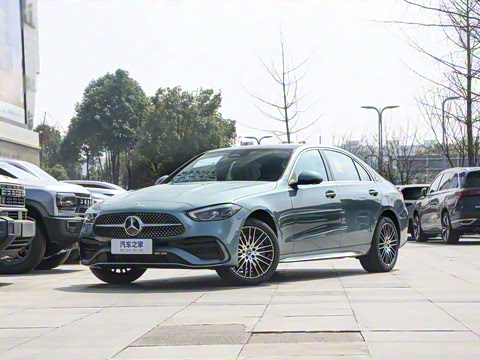 2025�� �Ŀ� C 260 L �˶���