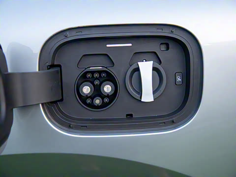 2025�� ���� Ultra�� 53.4kWh 5����