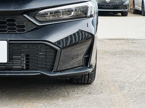 2025�� 240TURBO CVT ��ȤPlus