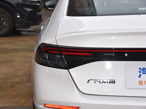 2025�� �˶�ϵ�� 260TURBO ������