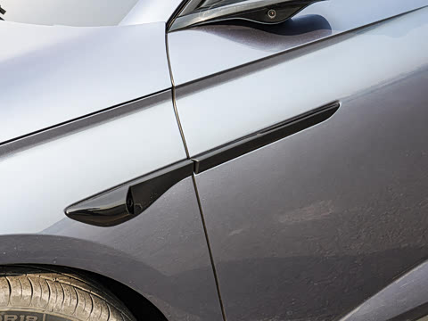 2025�� �Ǽݰ� DM-i 1.5L 125km ������