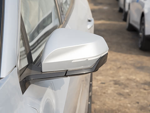 2025�� EM-i 115km ̽����