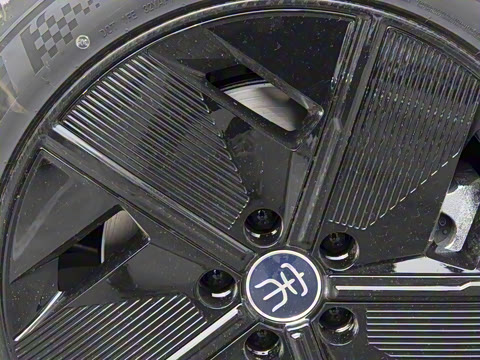 2025�� �Ǽݰ� 550km ׿Խ��