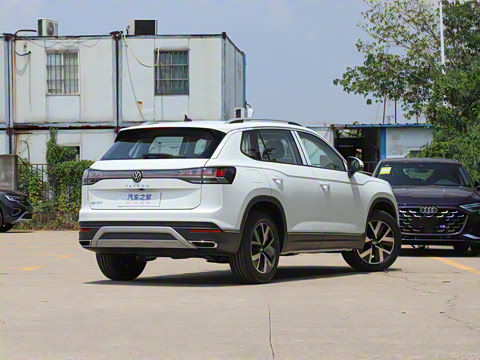 2025�� �Ŀ� ������ 300TSI