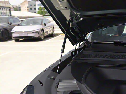 2025�� 680 ������������ Max