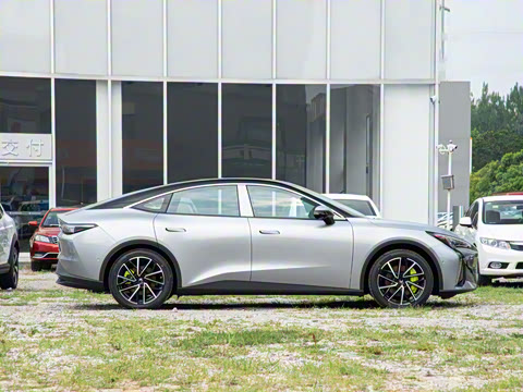 2025�� 708MAX 200kW