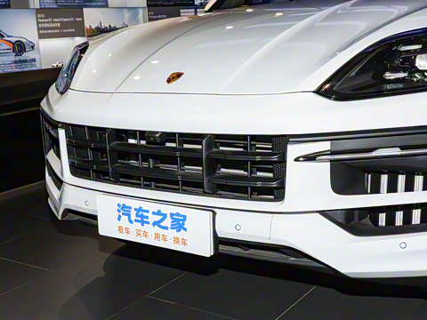 2025�� Cayenne S E-Hybrid 3.0T