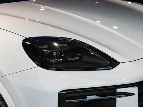 2025�� Cayenne S E-Hybrid 3.0T