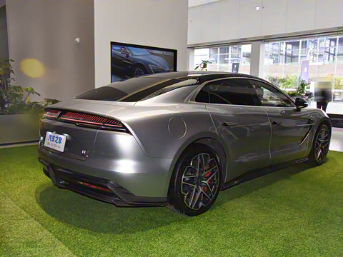 2025�� EV �����콢��